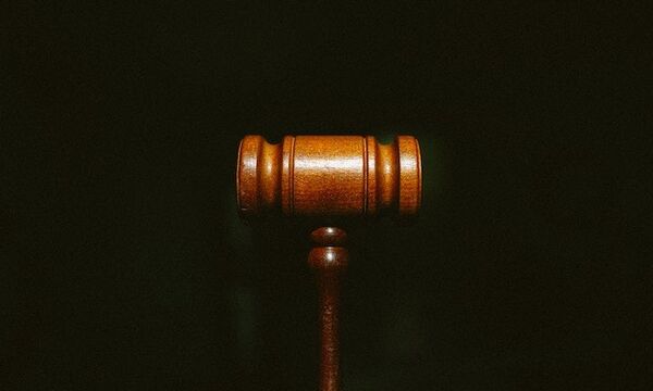 Gavel for judgement