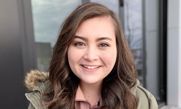 Headshot of Jasmine Mullally