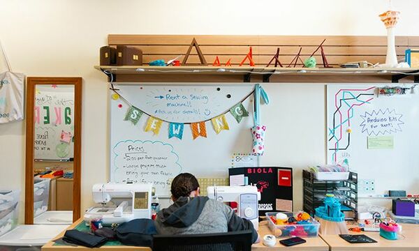 image of student in Makerspace