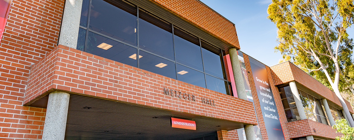 Library on Metzger Lawn