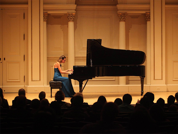 Kate Bode performs in Carnegie Hall