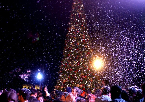 Christmas Tree Lighting 2022 - Biola University