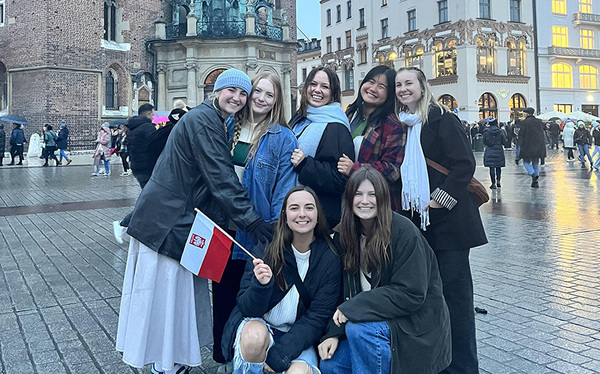 group of students sightseeing