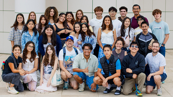 read well, live well group photo